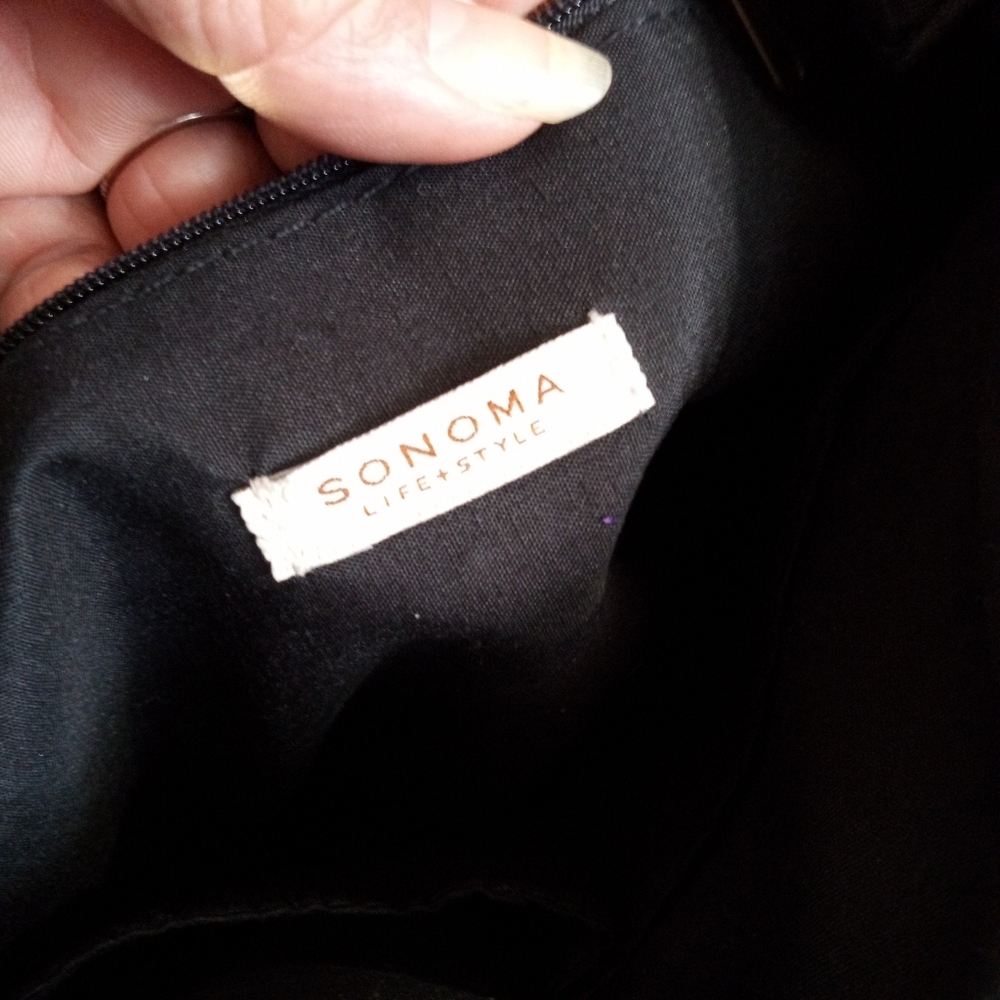 Sonoma Lifestyle black vegan leather crossbody bag with tassels - Picture 5 of 11